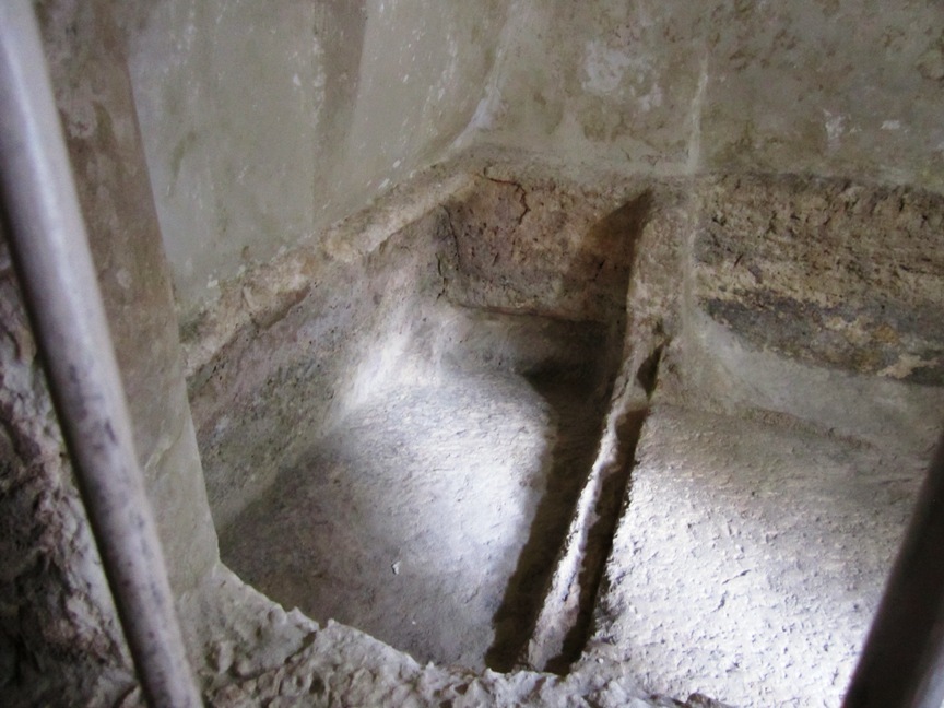 Garden Tomb chamber